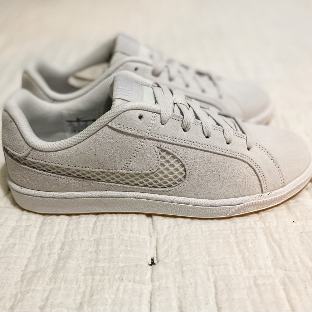 Nike Court Royale Premium